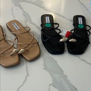 2 pairs od Steve Madden tan / black Accent Sandals 1 NWT